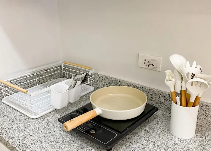 Luxx Haven Staycation - Quezon Bed & Breakfast Manila